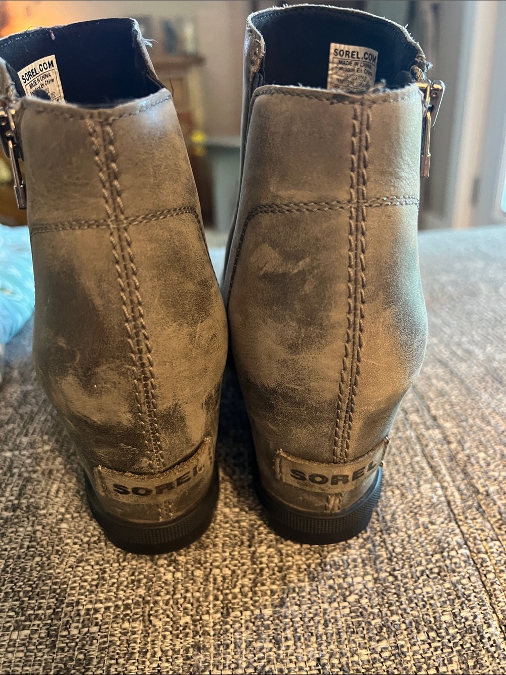 SOREL women’s Grey Suede Ankle Boots - Zip Back